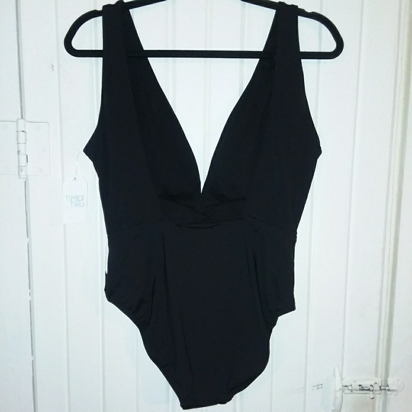 Time and Tru bathing suit - Picture 2 of 5